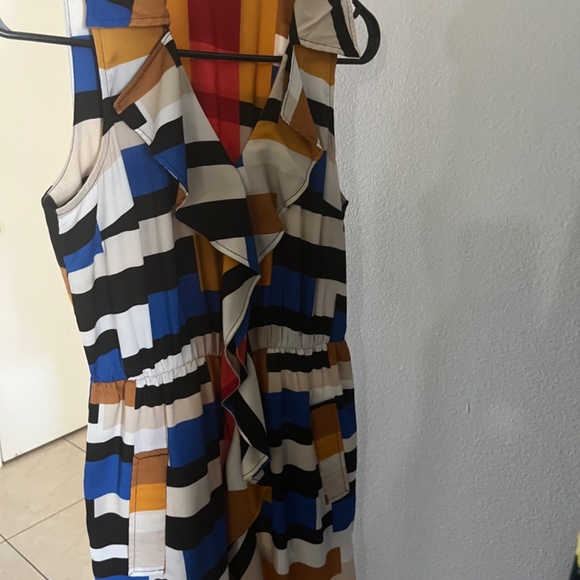 Multi color fitted Dress - Picture 3 of 6